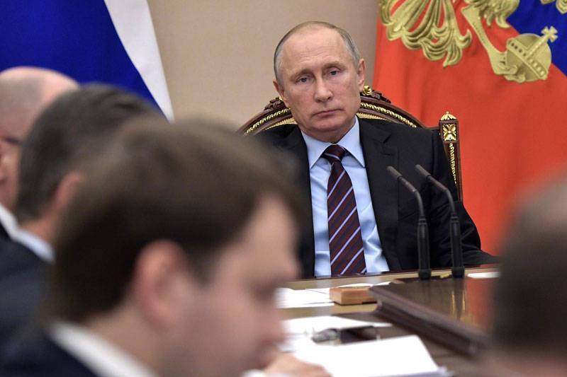 Путин сократил лимиты и поднял ставку льготной ипотеки, продлив программу до июля 22г
