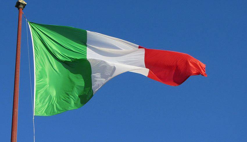 Посольство Италии в Азербайджане выразило соболезнования в связи с гибелью журналистов в Кельбаджарском районе