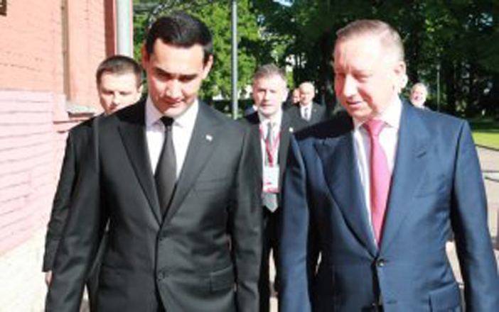 Сердар Бердымухамедов и Александр Беглов обсудили вопросы сотрудничества Туркменистана