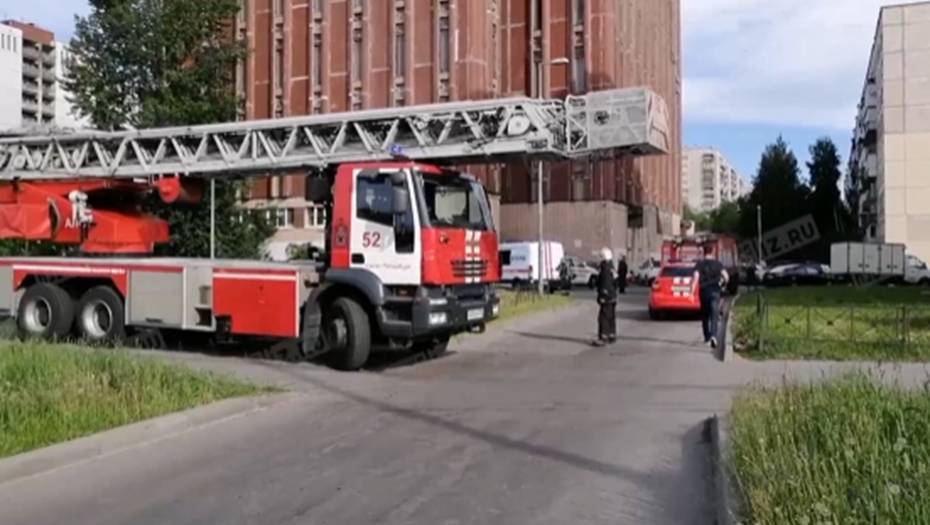 40 жильцов эвакуировали после взрыва газа в доме на Энтузиастов