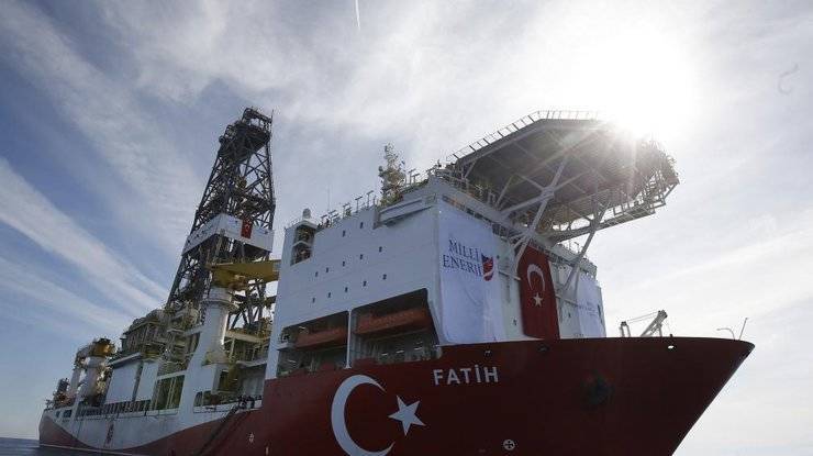 Турция нашла еще одно крупное месторождение газа в Черном море