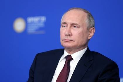Путин посоветовал главе британской разведки не портить отношения с Россией