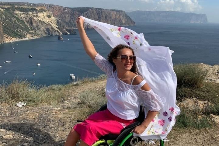 Юлия Мащенко представит Крым на конкурсе красоты для девушек на инвалидных колясках