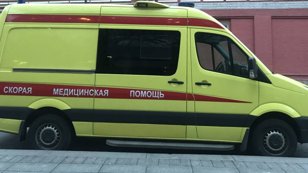 Скорая увезла в больницу шесть человек после ДТП в Архангельской области