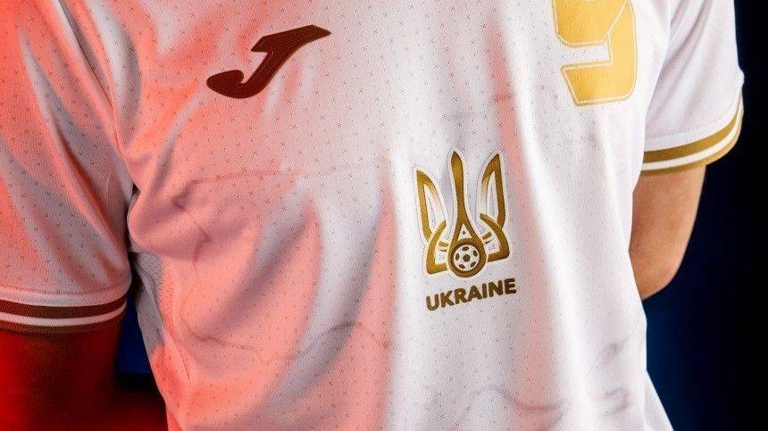 Отчаянная обманка: Захарова высмеяла Украину за форму сборной с силуэтом Крыма