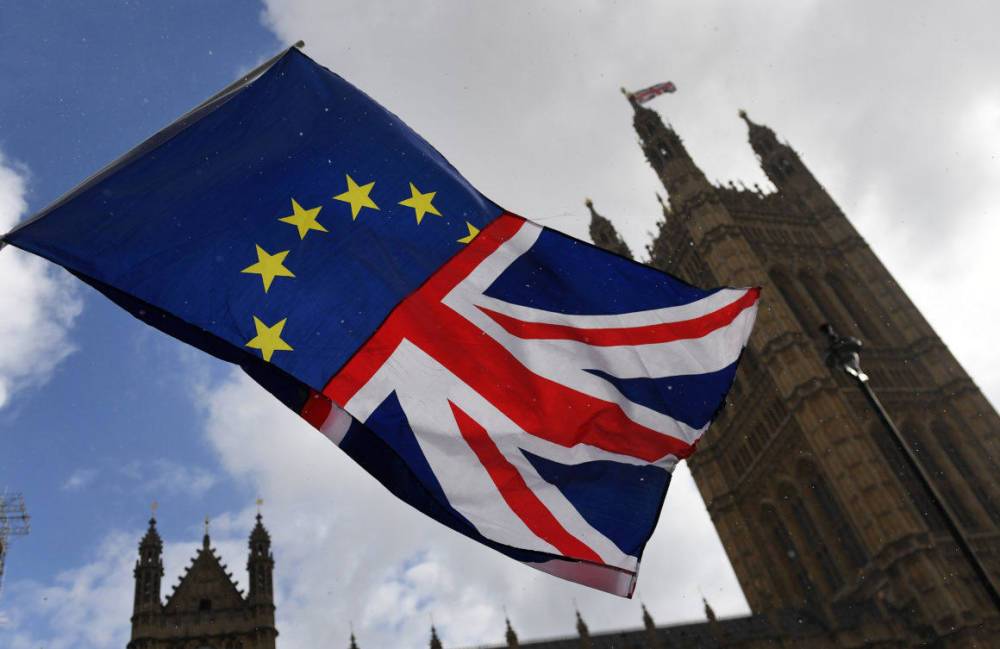 Британия призвала ЕС пересмотреть положения североирландского протокола в рамках Brexit