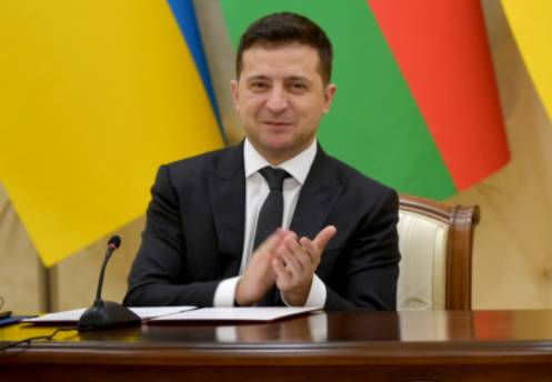 Зеленский призвал «немедленно» решить вопрос о членстве Украины в НАТО: «Нет смысла смотреть в бинокли и говорить о каком-то отдаленном будущем»