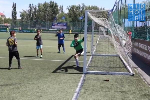В Махачкале прошел футбольный турнир среди детей «Локобол РЖД 2021»