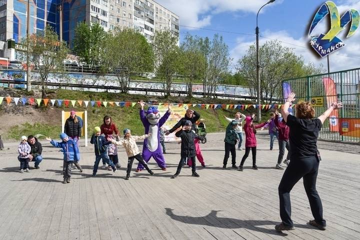 Мурманчане в выходные вышли на спортивный праздник «Родной двор – родной город»