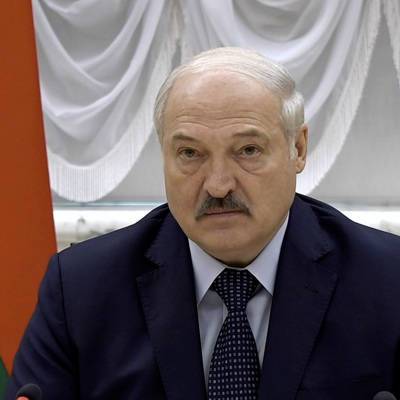 Университет в Киеве лишил Александра Лукашенко звания почетного доктора наук