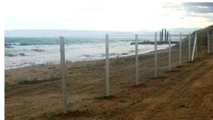 В Феодосии незаконно огородили 25 га дикого берега