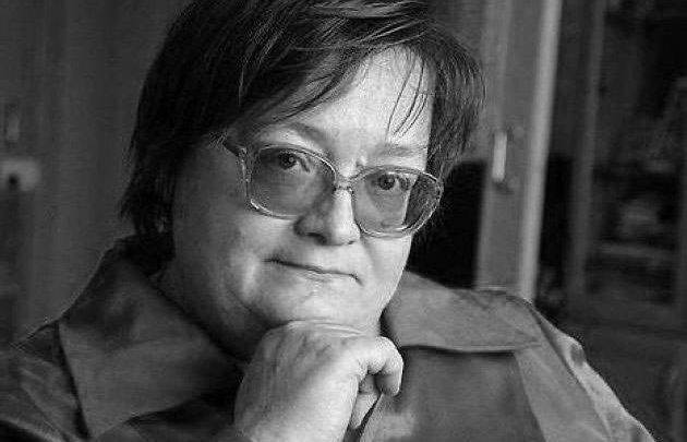 На 70-м году жизни скончалась писательница Елена Стефанович