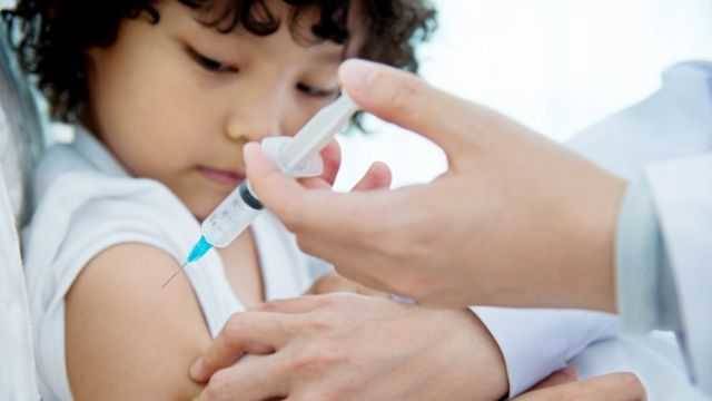 В Китае одобрили вакцинацию детей от 3-х лет против COVID-19