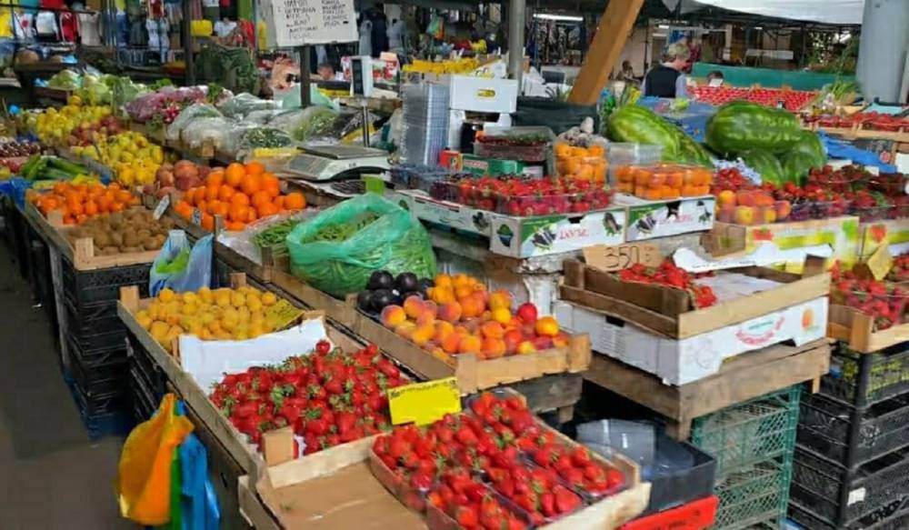 Клубника, капуста и сезонные овощи дешевеют: названы новые цены