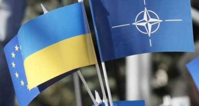 Страны Балтии отстаивают усиление поддержки Украины и Грузии как партнеров НАТО, - Науседа