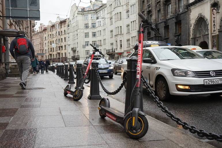 В Петербурге на время проведения Евро-2020 введут частичный запрет на электросамокаты