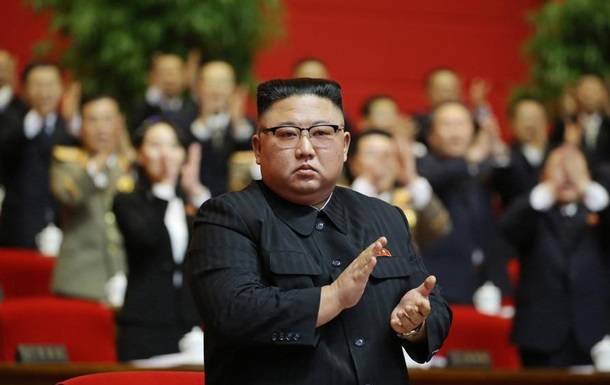 Сильно похудевший Ким Чен Ын вызвал слухи о своей болезни