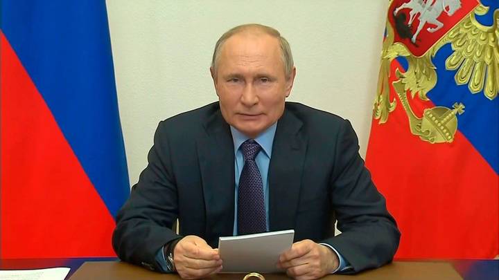 Путин дал старт работе Амурского газоперерабатывающего завода