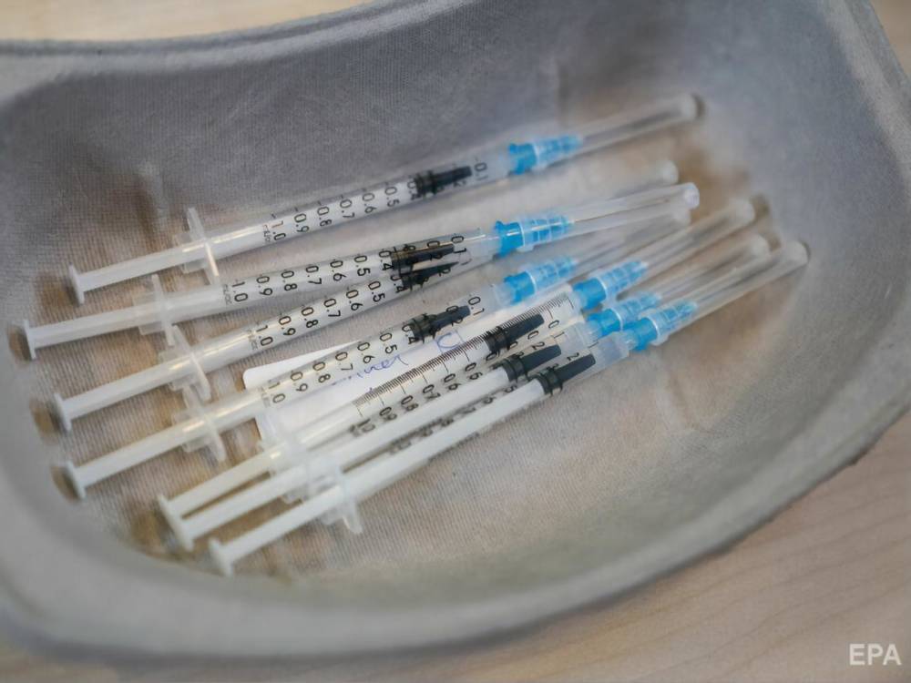 В выходные в 13 регионах Украины будут работать центры массовой вакцинации – Минздрав