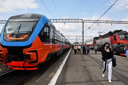 Россиянам назвали самые выгодные направления для путешествий на поездах