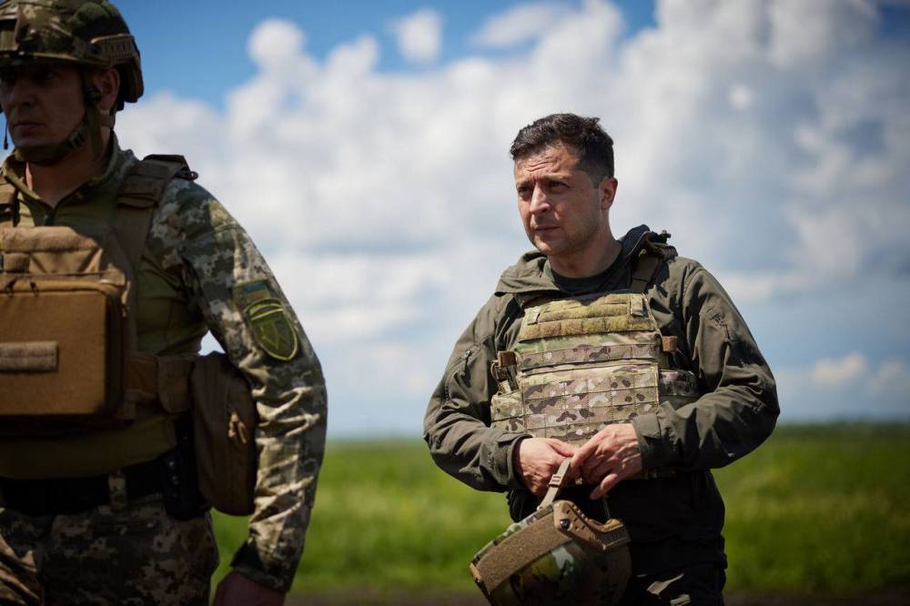 Зеленский посетил позиции ВСУ на линии разграничения на Донбассе