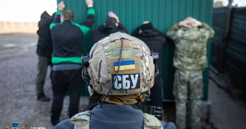 В Украине разоблачили масштабную схему подделки документов для жителей ОРДЛО и Крыма