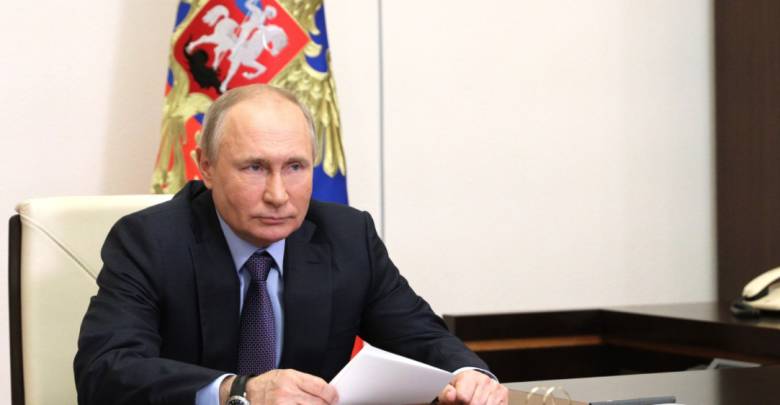 Путин назвал уродливым законопроект Зеленского "О коренных народах Украины"