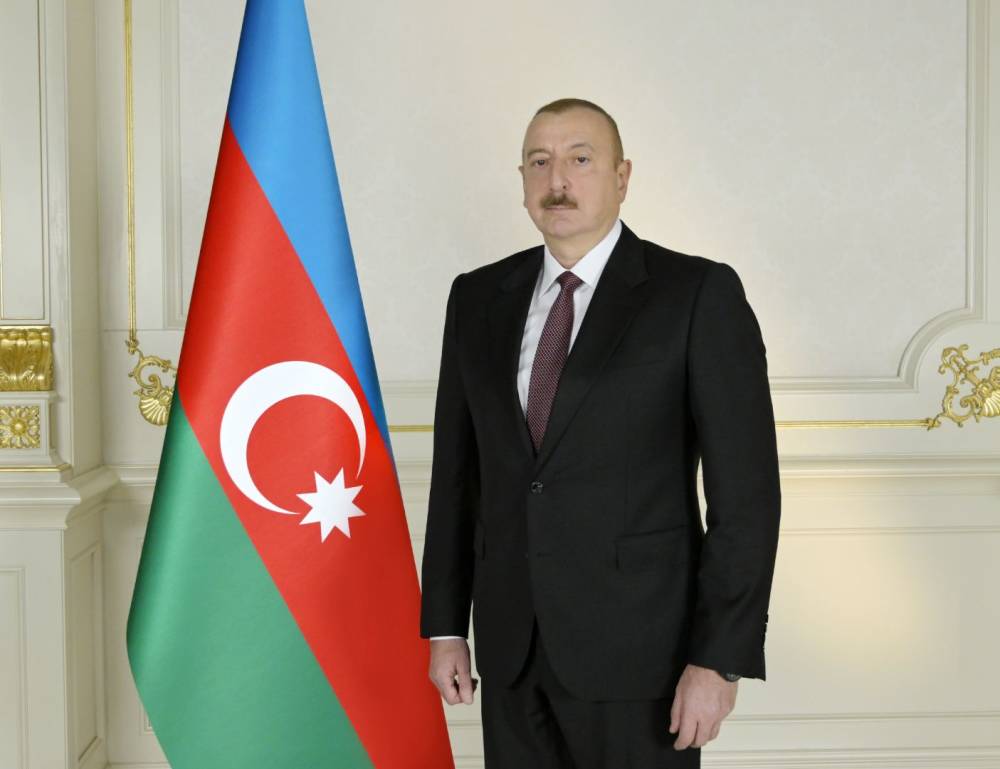Президент Ильхам Алиев заложил фундамент Алятской свободной экономической зоны, дал интервью Азербайджанскому телевидению (Видеотрансляция)