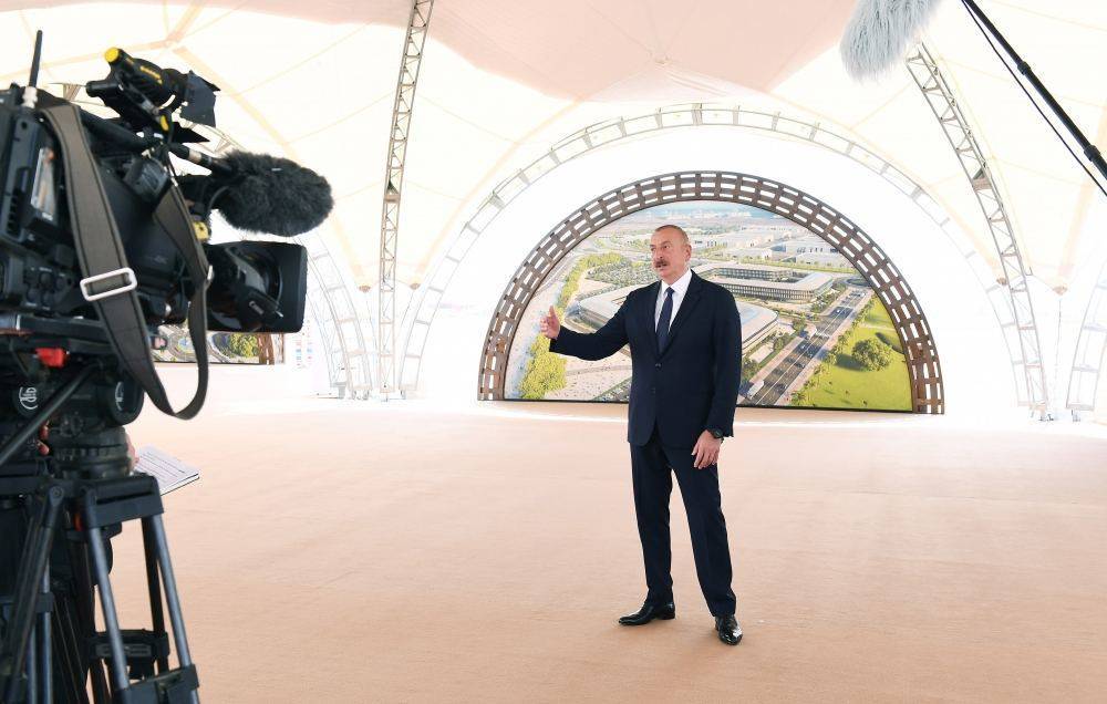 Президент Ильхам Алиев: В Азербайджане прекрасный инвестиционный климат