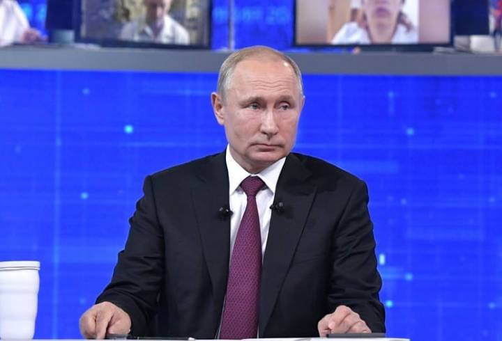 Вакцинация, прямые линии и поддержка бизнеса: Ленобласть предупредила многие посылы Владимира Путина