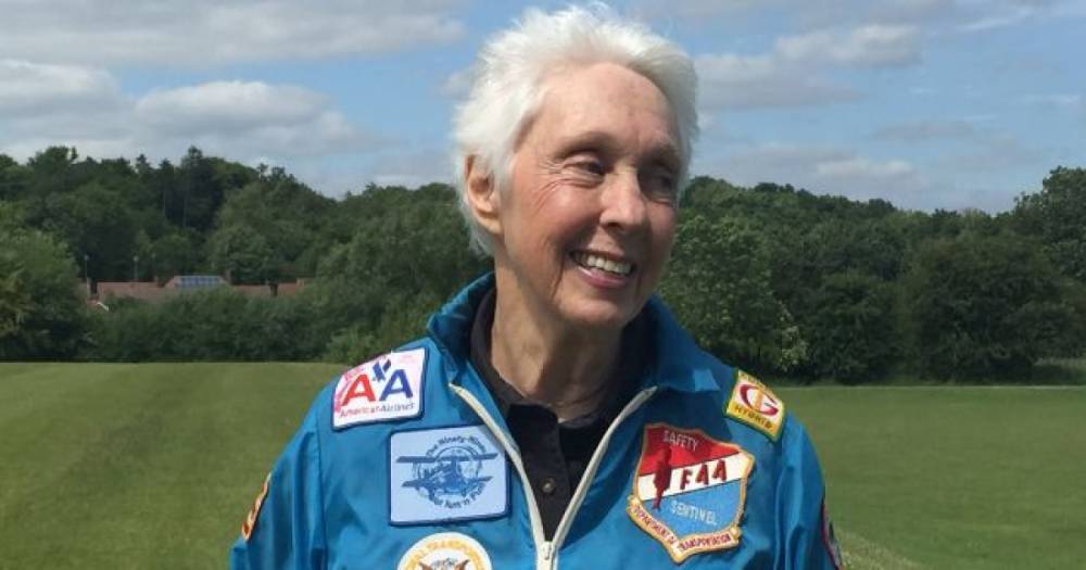 Миллиардер Безос пригласил с собой в космос 82-летнюю американку