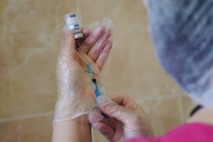 В Тамбовской области вакцинировали уже 30% сотрудников торговых сетей
