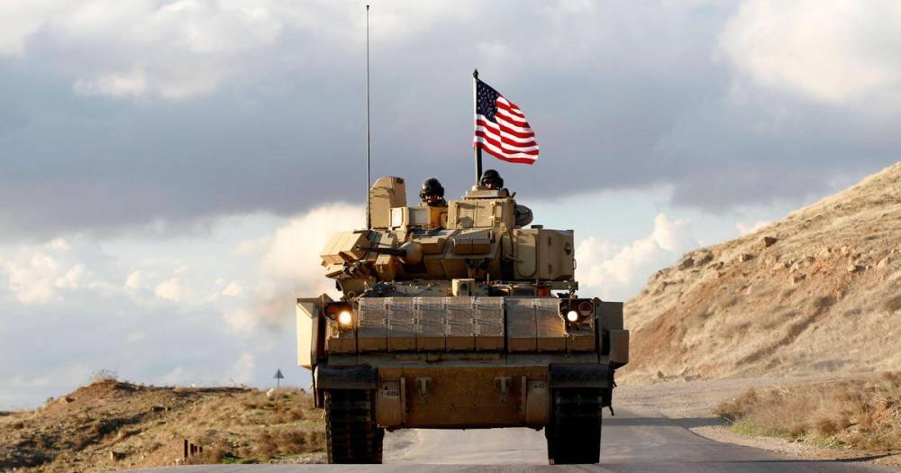 Американские военные попали под обстрел на востоке Сирии