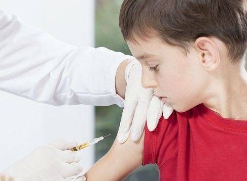 Какой вакциной можно привить ребенка в Украине от COVID-19