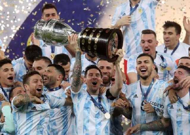 Месси снял «проклятие» и добыл с Аргентиной первый трофей: видеообзор финала Кубка Америки