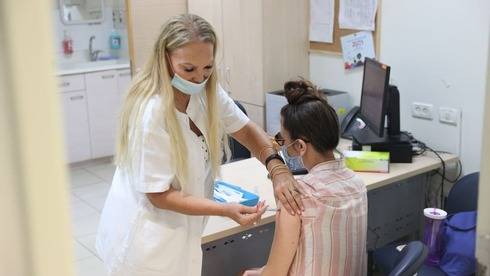 Минздрав Израиля рекомендует вакцинировать детей младше 12 лет