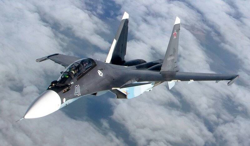 Истребители РФ сопроводили американские самолеты-разведчики над Черным морем