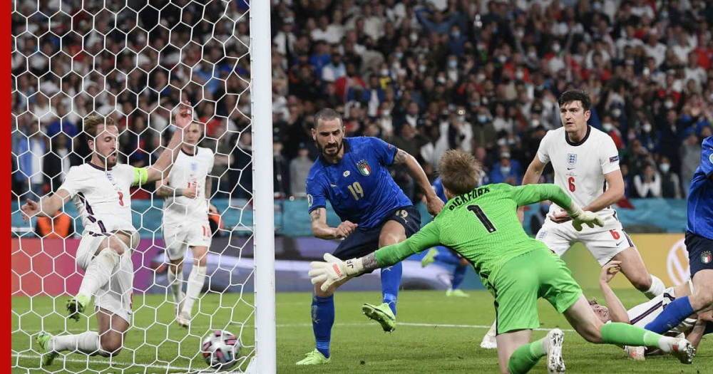 Италия стала чемпионом Европы по футболу, победив Англию в серии пенальти