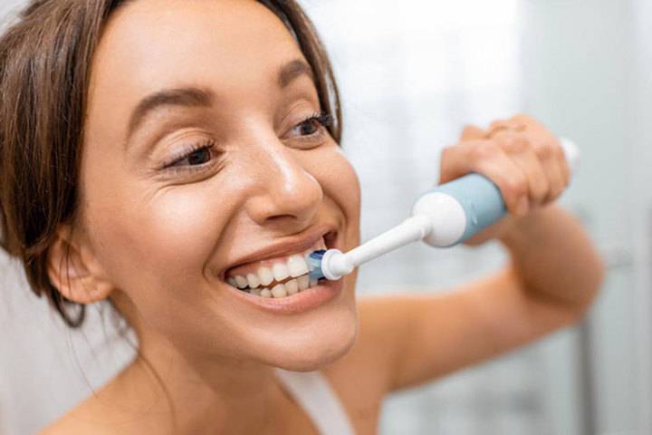 Стоматологи рассказали, какие привычки вредны для здоровья зубов