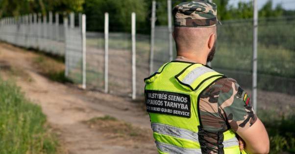 Литва задействовала армию из-за отказа Беларуси от сдерживания потока мигрантов в ЕС