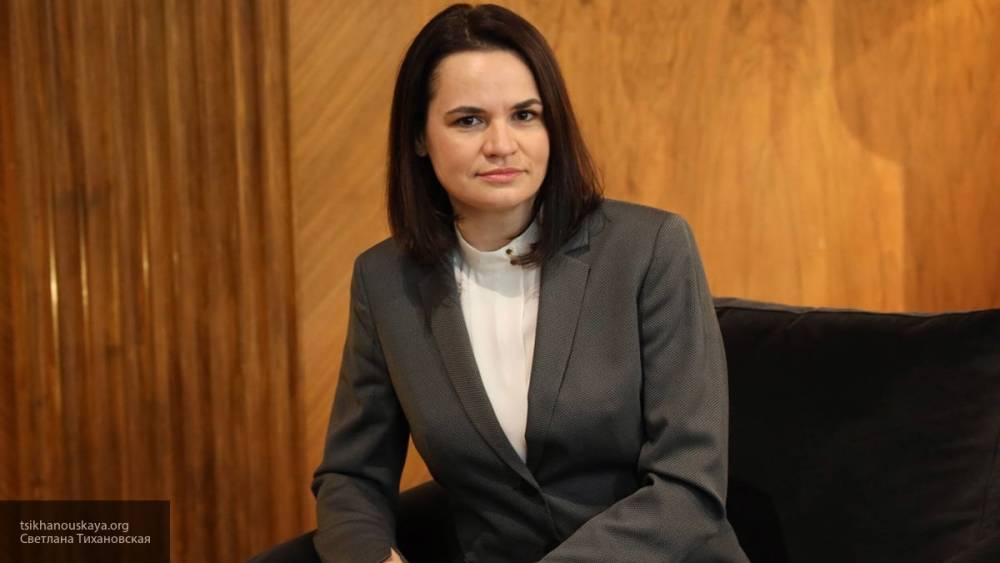 Тихановская опровергла информацию о приостановке выдачи виз белорусам