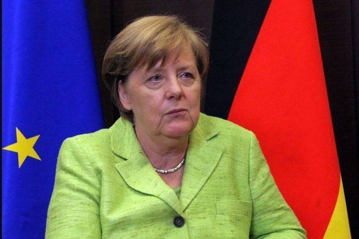 Меркель собралась поставить на Украину 1,5 миллиона доз вакцины от COVID-19