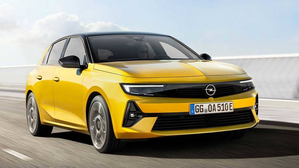 Компания Opel представила хэтчбек Astra нового поколения