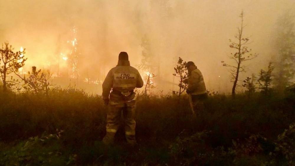 Лесные пожары в Якутии расширились на территорию более 500 тысяч гектаров