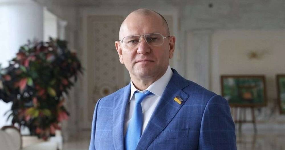 "Разорвут нашу страну": бывший "слуга" призвал к дружбе с РФ и Беларусью после статьи Путина