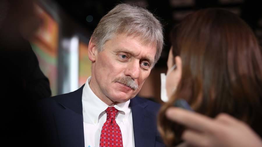 В Кремле оценили возможность введения новых ограничений по COVID-19