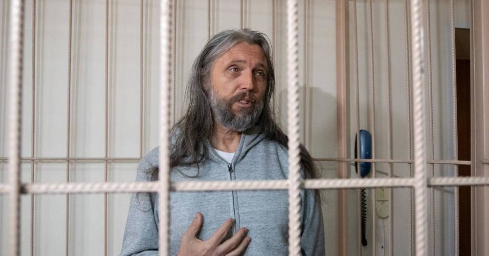 Суд в Новосибирске продлил арест лидеров "секты Виссариона"