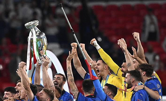 «Мы превратили Трех львов в котят»: как мир отреагировал на триумф Италии над Англией в финале Евро 2020 (The Telegraph, Великобритания)