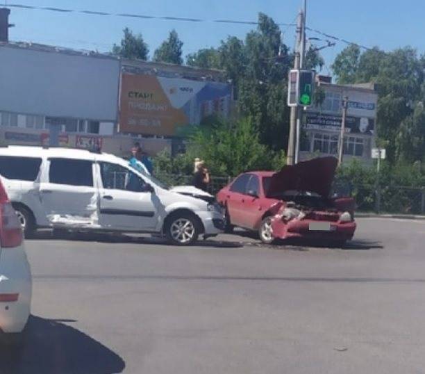 Автолюбительница устроила на проспекте Гая ДТП с пострадавшими