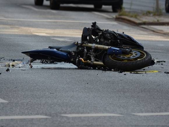 Мотоциклист погиб в ДТП в Москве